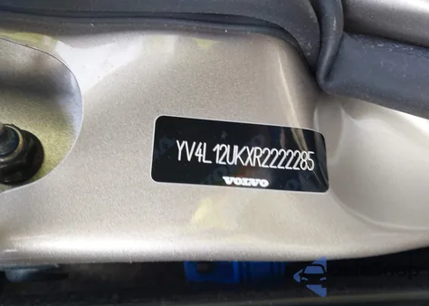 2024 Volvo Xc40 B5 Core Dark Theme from USA, damaged, VIN YV4L12UKXR2222285